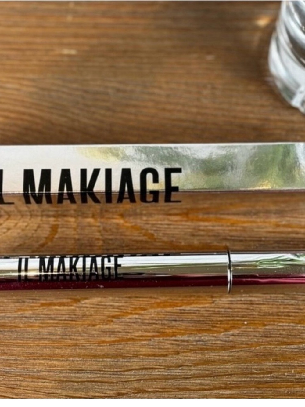 IL MAKIAGE   Icon high volume & intense curl mascara. 8ML /0.27 FL OZ - Picture 4 of 4